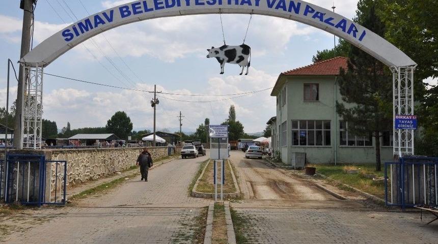 Simav&rsquo;ın Hayvan Pazarı Yeniden A&ccedil;ıldı
