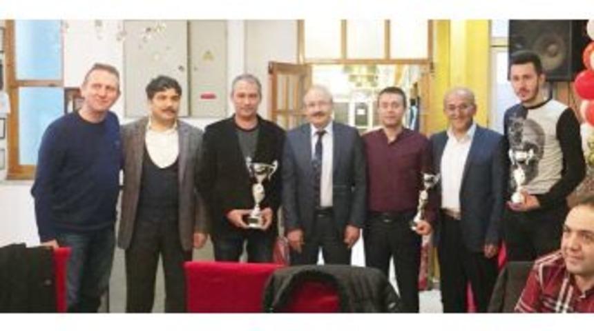 Masa Tenisi Turnuvası&rsquo;nda Şampiyonlar Belli Oldu