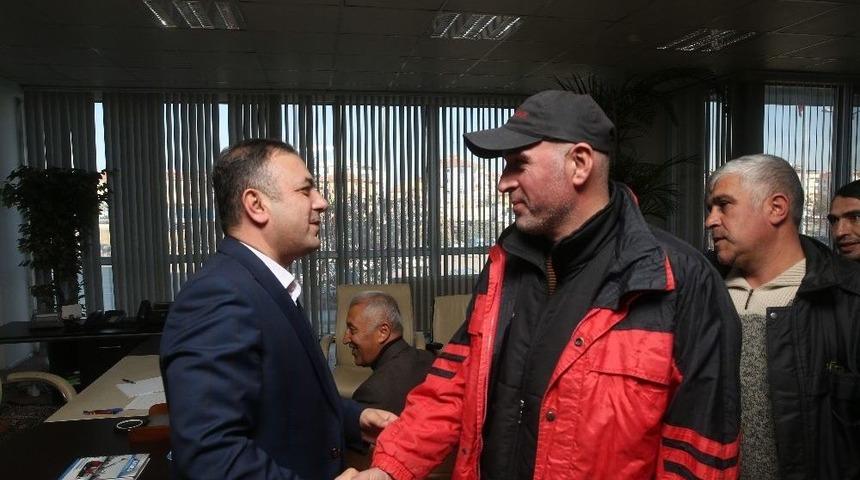 Başkan Ercan, Halk G&uuml;n&uuml;&rsquo;nde Vatandaşı Dinledi