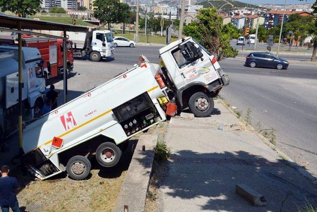 Tanker Kazasında Faciadan Dönüldü