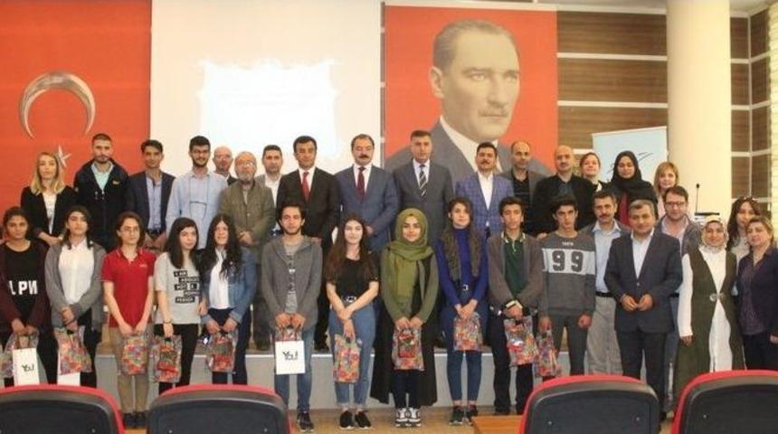 &lsquo;yolumuzu Aydınlatan Kandiller&rsquo; Projesi &Ouml;d&uuml;l T&ouml;reni