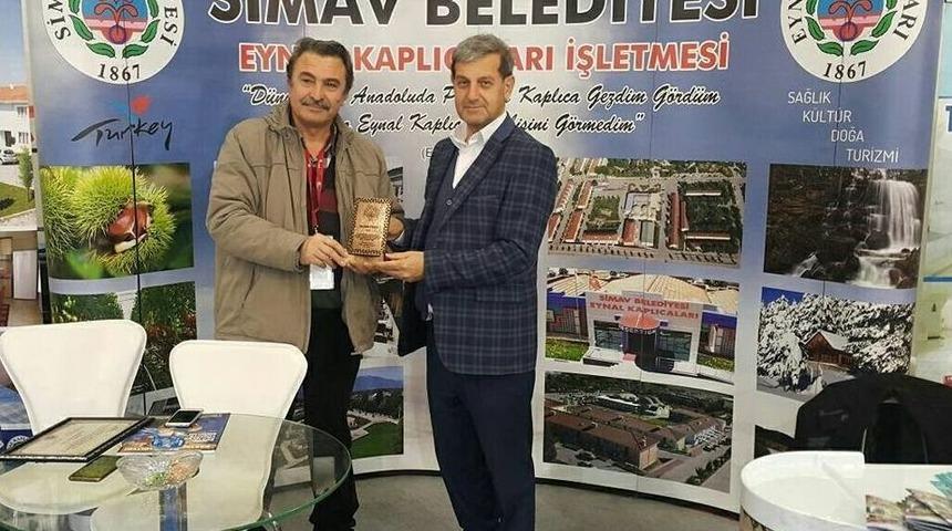 Başkan &Ouml;zkan Simavlı Gazeteciyi Unutmadı
