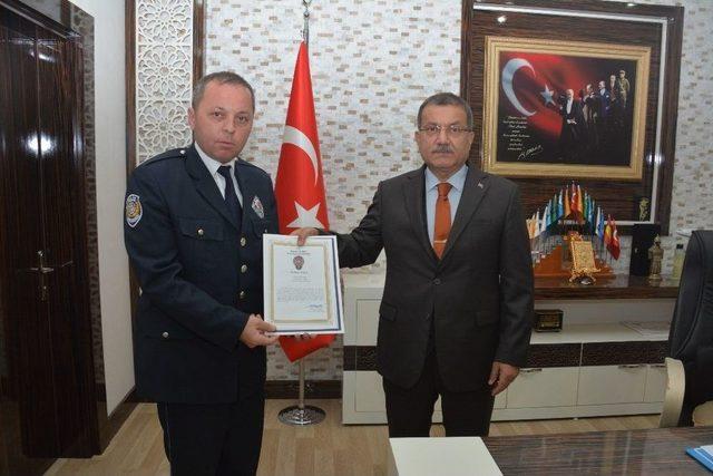 Antalya’da Ayın Polisleri Ödüllendirildi