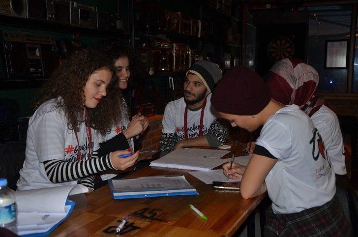 Yaşayan Kütüphanede Konuşmak Serbest G2