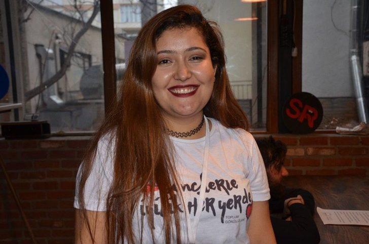 Yaşayan Kütüphanede Konuşmak Serbest G4