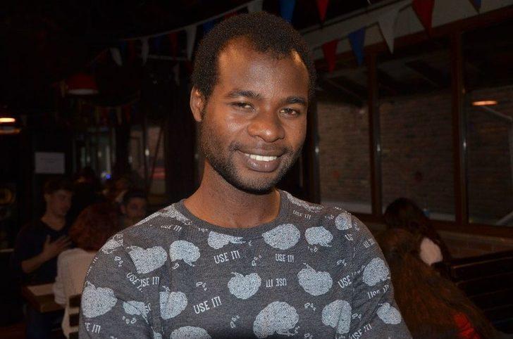 Yaşayan Kütüphanede Konuşmak Serbest G5