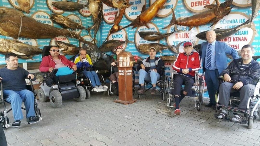 Mumyalanmış Devasa Balıkları G&ouml;r&uuml;nce Korktular