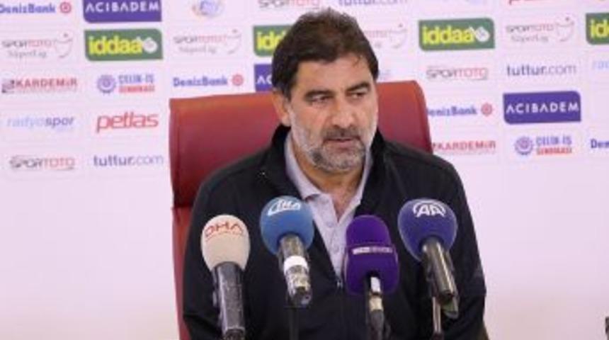 Karaman: &ldquo;kaybettiğimiz İ&ccedil;in &Uuml;zg&uuml;n&uuml;m&rdquo;