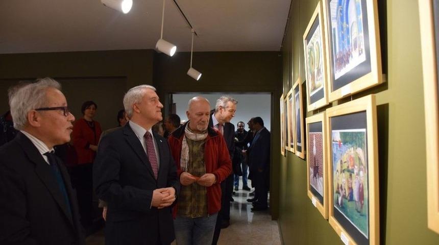 Edebiyat Fak&uuml;ltesi Sergi Salonu A&ccedil;ıldı