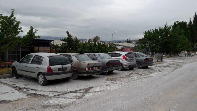 Küçük Sanayi Sitesi’nde Yollara Dökülen Balçık Sıkıntısı