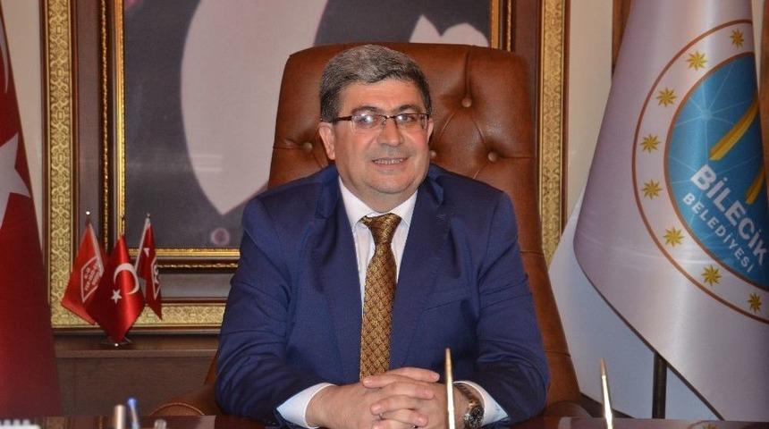 Bilecik&rsquo;te Esnafının Tepkisini &Ccedil;eken Ge&ccedil;mişten G&uuml;n&uuml;m&uuml;ze Ramazan Sokağı Kaldırıldı