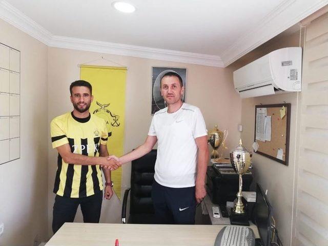 Aliağaspor’da Transfer Çalışmaları Sürüyor