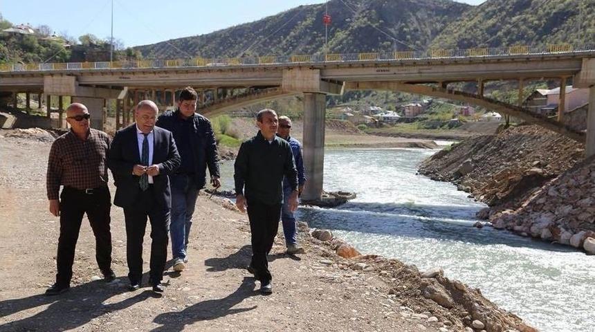 Vali Sonel, Kentteki &Ccedil;alışmaları İnceledi