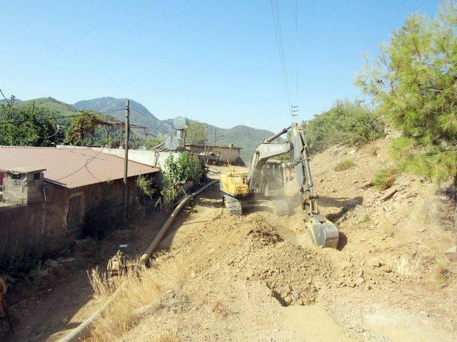 Orman Ve Su İşleri Bakanlığı Alaköprü Sulama Projesine Hızla Devam Ediyor