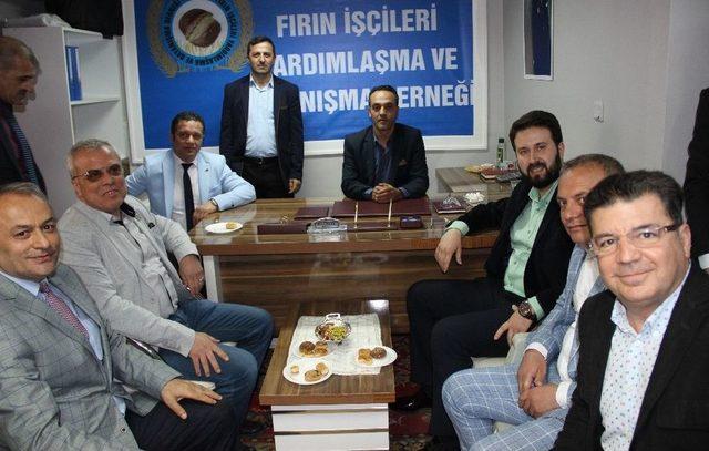 İzmirli Fırın İşçileri Derneklerini Açtı