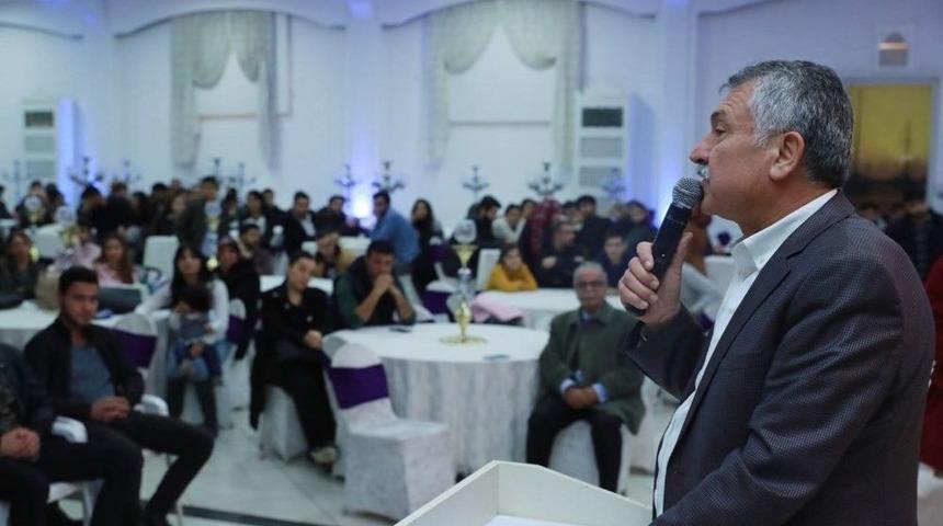 Gen&ccedil;ler Konuştu Başkan Karalar Dinledi