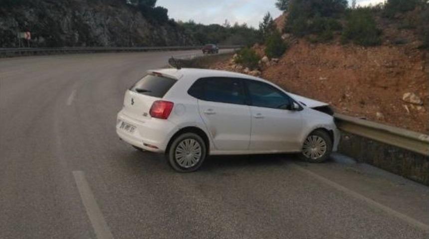 Bilecik&rsquo;te Maddi Hasarlı Trafik Kazası