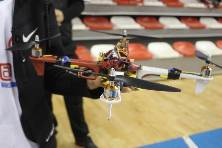Ağrılı Öğrenci Tsk İçin Türkiye’de İlk Kodlamalı ‘drone’ Üretti G4