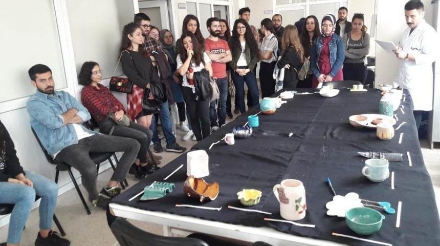 Üniversite Öğrencileri Sertifikalarını Aldı