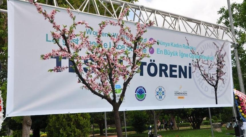 İğne Oyası İle Guinness Rekoru Kırdılar