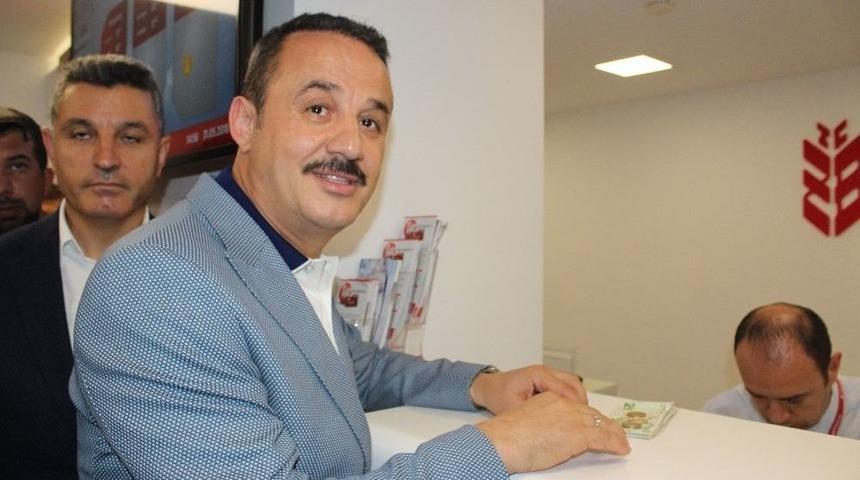 Ak Parti İzmir İl Başkanı Şeng&uuml;l&rsquo;den Cumhurbaşkanı Erdoğan&rsquo;a 2023 Tl Bağış