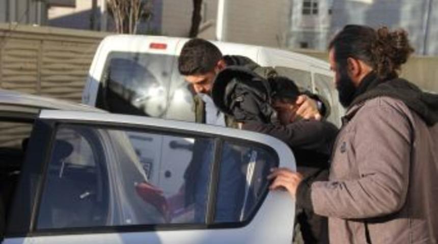 Uyuşturucudan Ordu Polisi Tarafından Aranan 2 Kişi Samsun&rsquo;da Yakalandı