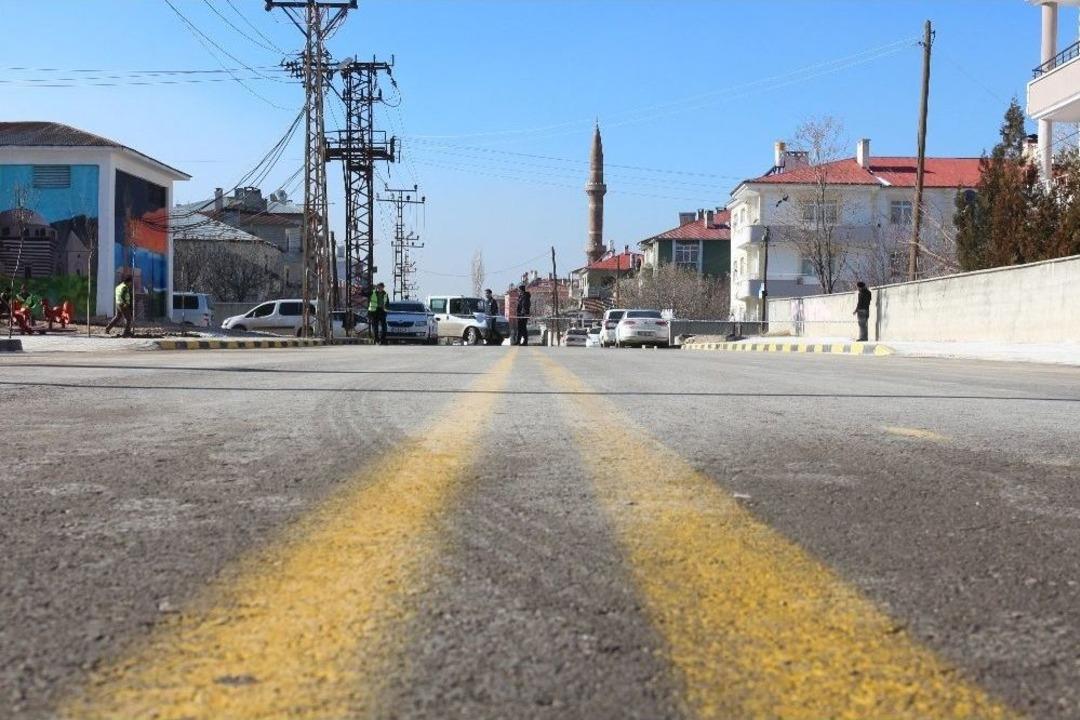 İpekyolu Modern Yollara Kavuştu