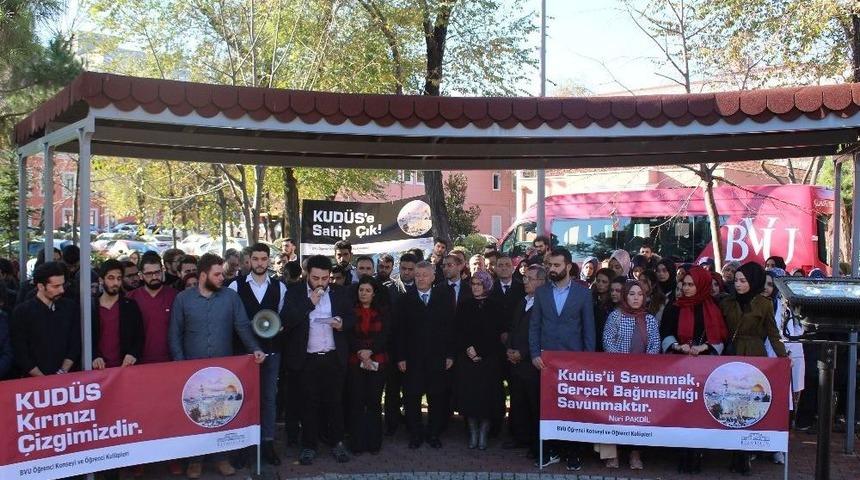 &Uuml;niversite &Ouml;ğrencilerinden Abd&rsquo;ye Kud&uuml;s Tepkisi