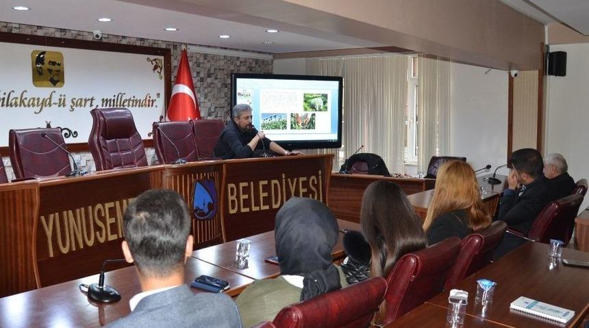 Yunusemre&rsquo;de Belediye Personeline Uyuşturucuyla M&uuml;cadele Semineri