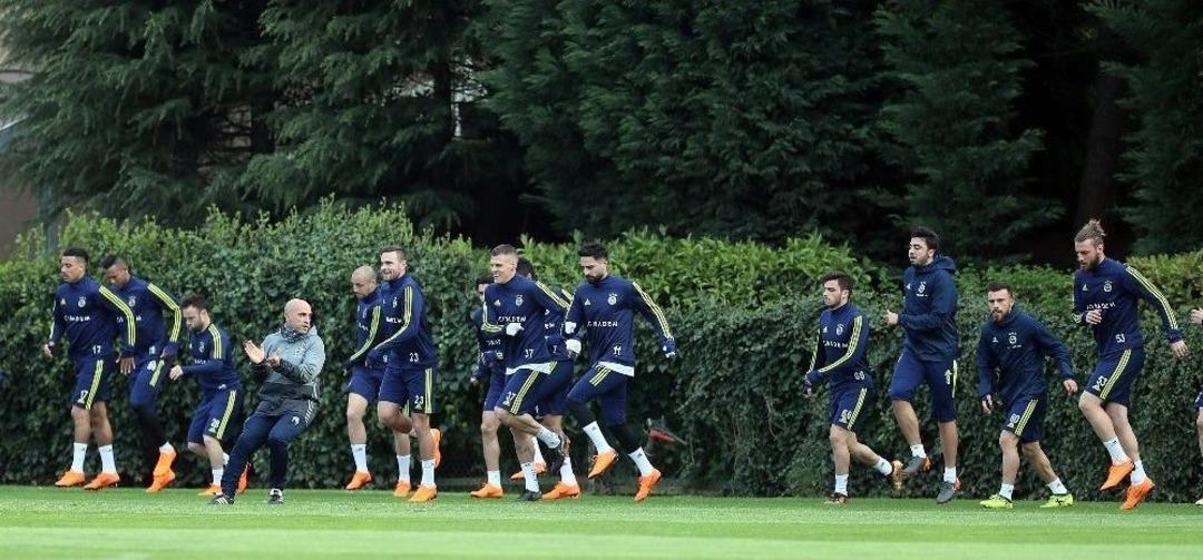 Fenerbah&ccedil;e, Osmanlıspor Ma&ccedil;ı Hazırlıklarını Tamamladı