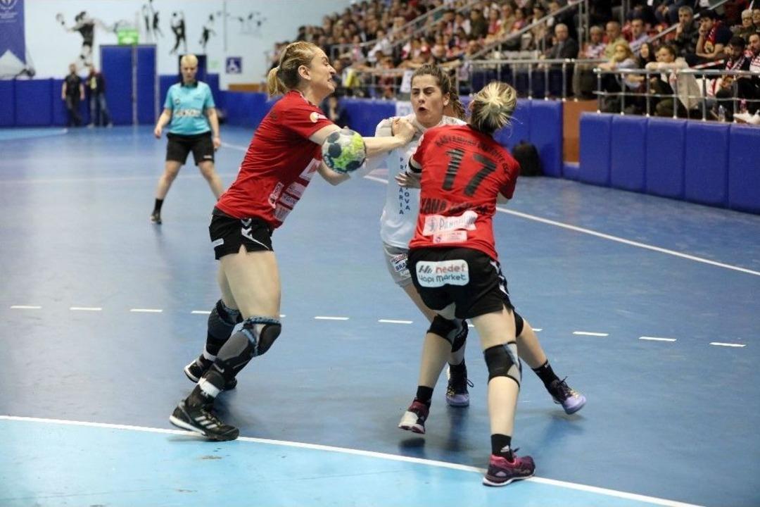 Ehf Kupası Yarı Final: Kastamonu Belediyespor: 22 - Craiova: 23