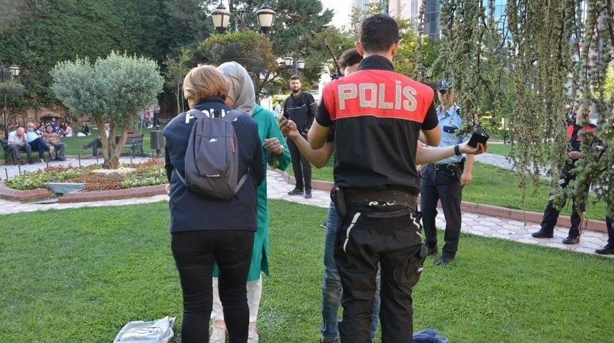 Kocaeli&rsquo;de Aranması Olan 12 Kişi Yakalandı