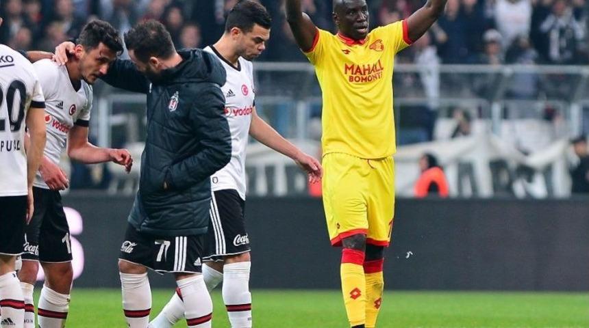 Bir Yanda Sevgi Seli, Diğer Yanda Tepki!