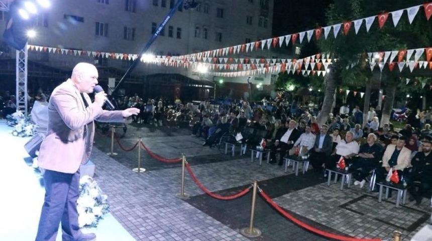 Tarih&ccedil;i Yazar Talha Uğurluel Kud&uuml;s&rsquo;&uuml; Bilinmeyen Y&ouml;nleriyle Anlattı
