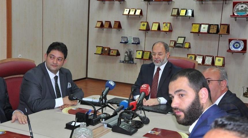 Başbakan Yardımcısı Prof. Dr. Recep Akdağ, Etb&rsquo;de