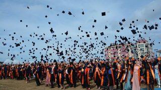 Sinop’ta 2 Bin 342 Öğrencinin Mezuniyet Heyecanı