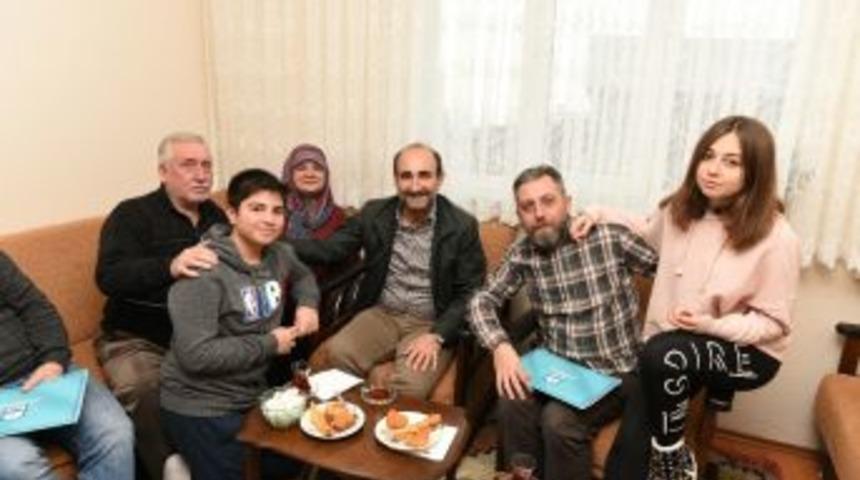 Yıldırım &Ccedil;almadık Kapı Bırakmıyor