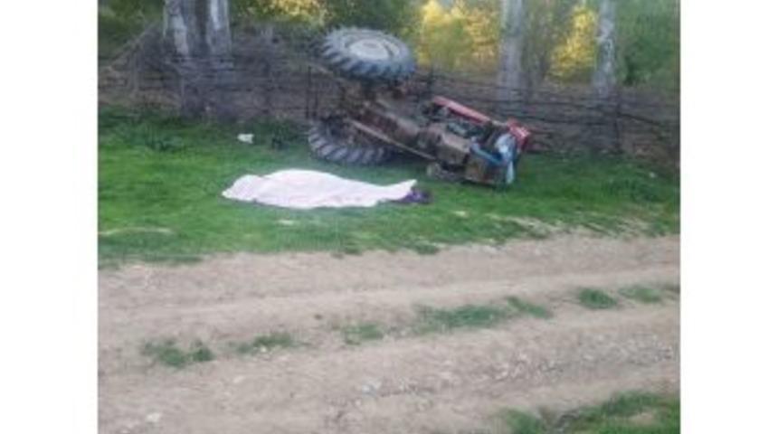 Devrilen Trakt&ouml;r&uuml;n Altında Can Verdi