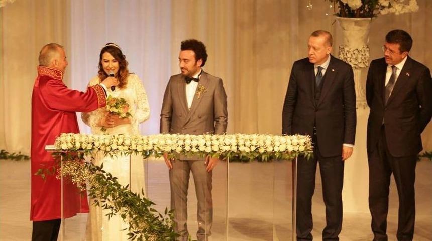 Cumhurbaşkanı Erdoğan Nikaha Şahitlik Etti