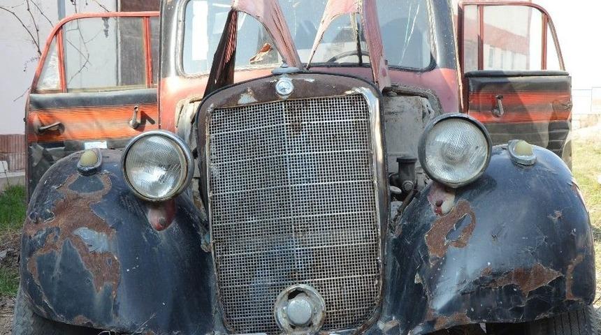 Eski Ambulans 28 Bin 500 Liraya Satıldı