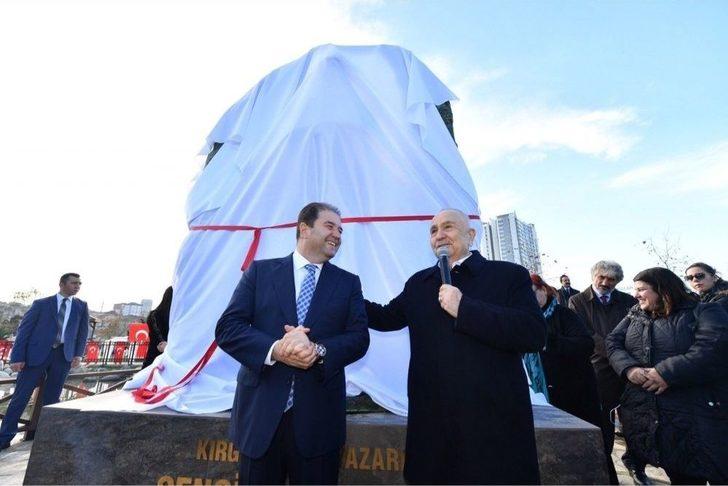 Cengiz Aytmatov Heykeli Maltepe’de Açıldı G4