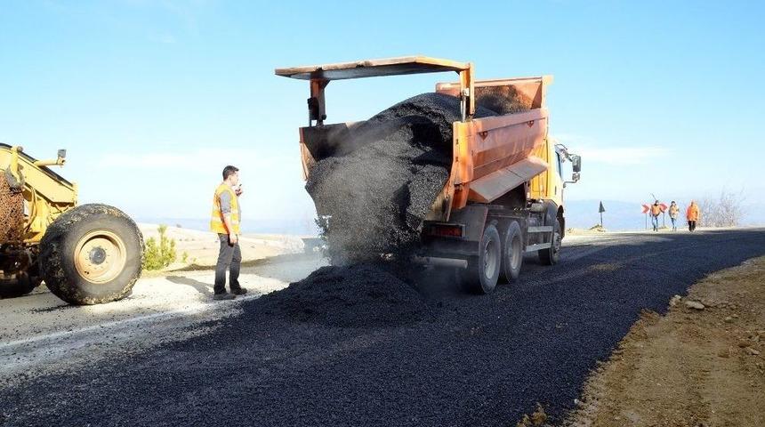 Dodurga-iskilip Karayolunda Yol Genişletme Çalışmaları
