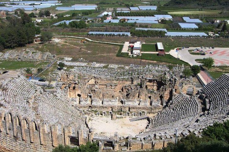 5 Bin Yıllık Tarihi Kent Yeşil Çevresiyle Ziyaretçileri Büyülüyor G1