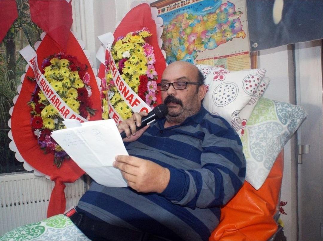 Aday Olduğu Kongreye Sedyeyle Geldi