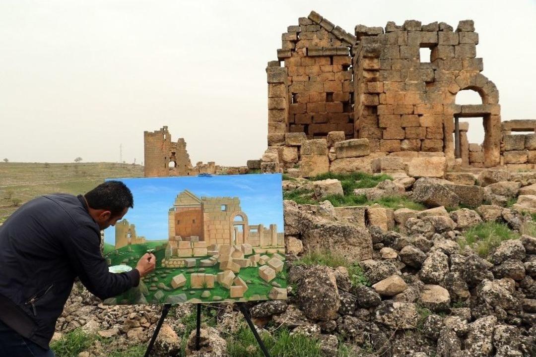 Yeteneği Keşfedilince Kazmayı Bırakıp Eline Fır&ccedil;ayı Aldı