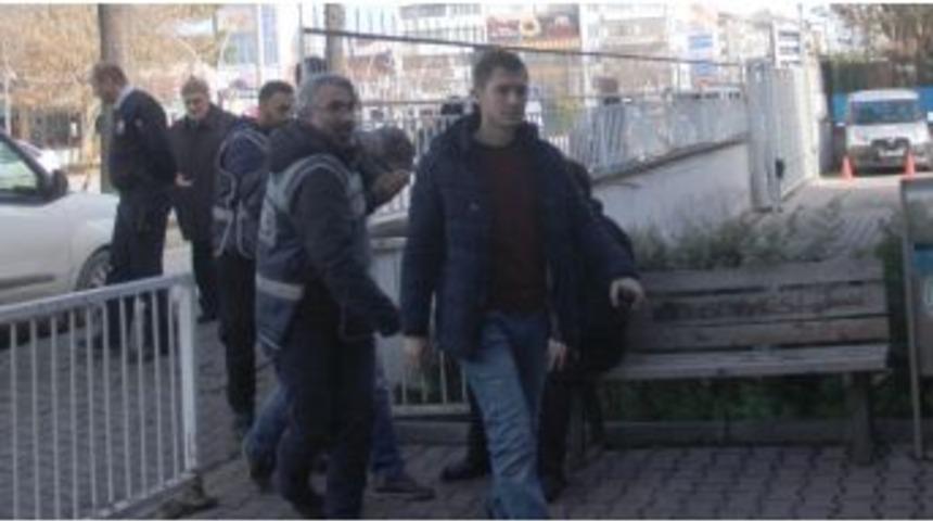 Yapı Malzemeleri Marketini Soyan 3 Kişi Adliyeye Sevk Edildi