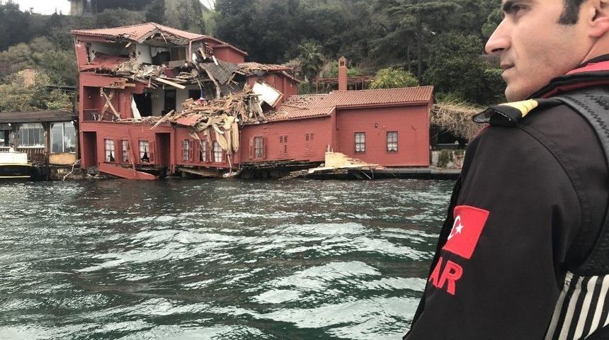 Geminin Hasar Verdiği Yalı B&ouml;yle G&ouml;r&uuml;nt&uuml;lendi