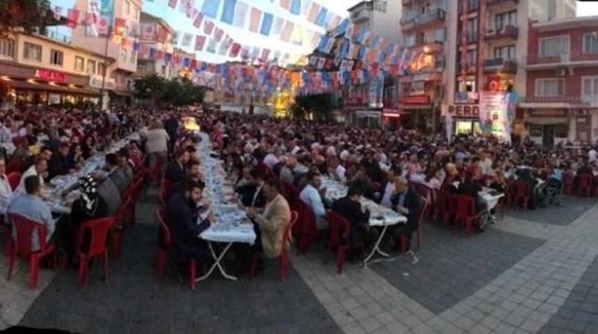 B&uuml;lent Turan, Orucunu Hemşehrileriyle Birlikte A&ccedil;tı