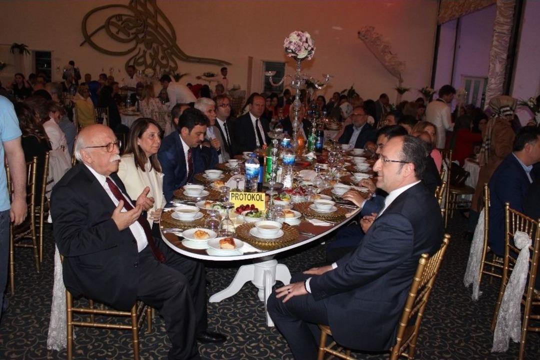 Ak Parti Eskişehir Teşkilatından &lsquo;vefa Buluşması&rsquo;