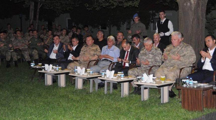 Şenoba Helikopter Kazası Şehitleri İ&ccedil;in Mevlit Okutuldu